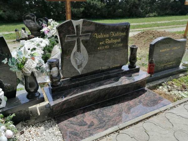 30c10061-b7e0-4a7a-9b17-46231d41fc10