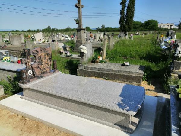 3f49e737-09cb-48c4-b43c-6b8186a613a3