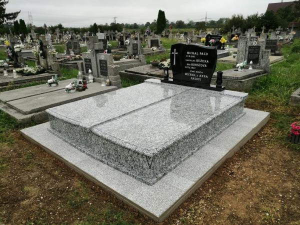 8e09b2f7-3c3d-4f94-9b8f-02fe7a78b40b