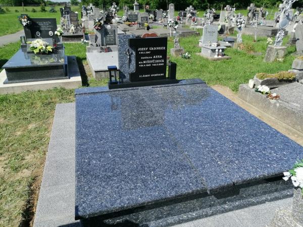 9b721a0d-8eb3-4db9-b452-3a745d81bba9