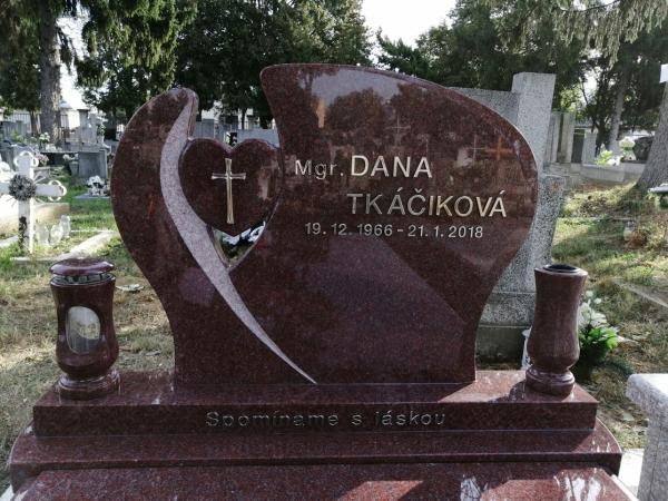 e37f1f6d-d2f5-41eb-be67-1e012af8b8ad